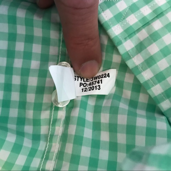 Vineyard Vines Whale Shirt - Picture 4 of 7